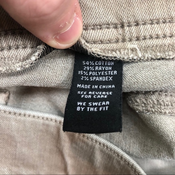 Torrid Khaki Pull On Bootcut Jeans Size 3X - Picture 6 of 6